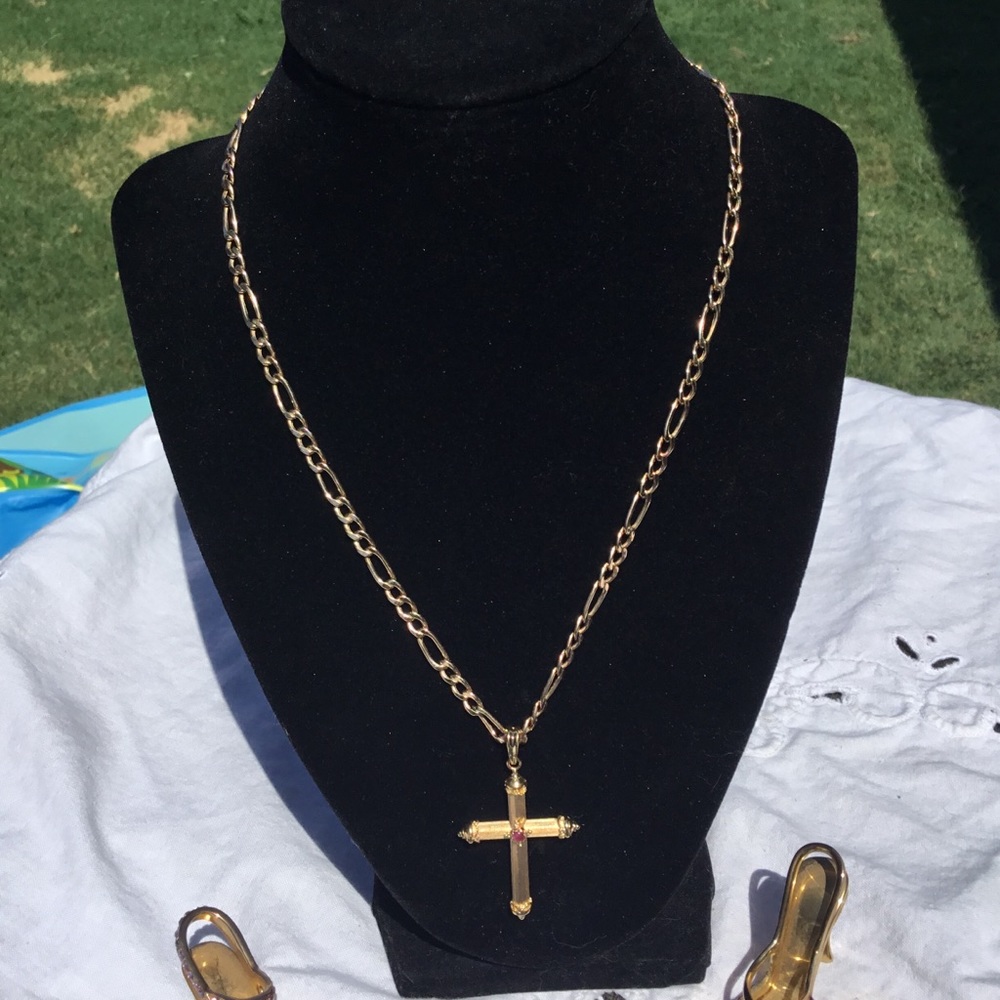 **TRADE @Loradeen** Figaro Chain With Pendant - Picture 1 of 7